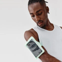 Kalenji Brassard Running Smartphone Grand Téléphone Homme Femme - KIPRUN Vert Clair 8 Kalenji Brassard Running Smartphone Grand Téléphone Homme Femme - KIPRUN Vert Clair -CourseKalenji brassard running smartphone grand telephone homme femme kiprun vert clair 2