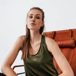 Kalenji Débardeur Running Léger Femme - Light Kaki -CourseKalenji debardeur running leger femme light kaki 2