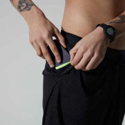 SHORT LONG 2 EN 1 DE RUNNING HOMME RESPIRANT KALENJI DRY + BREATH NOIR -CourseKalenji short long 2 en 1 de running homme respirant kalenji dry breath noir 5