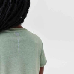 Kalenji T-shirt Running Doux Et Respirant Femme - Soft Kaki -CourseKalenji t shirt running respirant femme soft gris 4