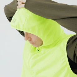 VESTE COUPE VENT SANS MANCHES DE RUNNING HOMME KALENJI RUN WIND JAUNE FLUO -CourseKalenji veste coupe vent sans manches de running homme kalenji run wind jaune fluo 2
