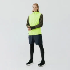 VESTE COUPE VENT SANS MANCHES DE RUNNING HOMME KALENJI RUN WIND JAUNE FLUO -CourseKalenji veste coupe vent sans manches de running homme kalenji run wind jaune fluo 5
